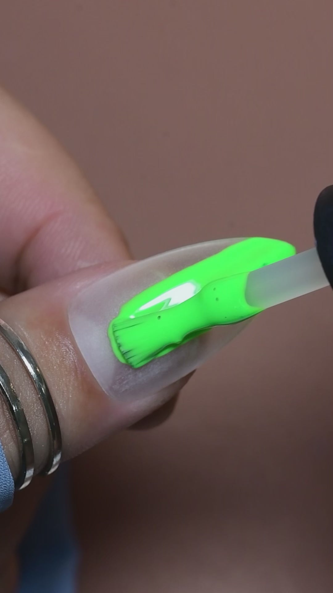 Poison Ivy Gel Polish | 114 | 15ml - Calyx Nails India