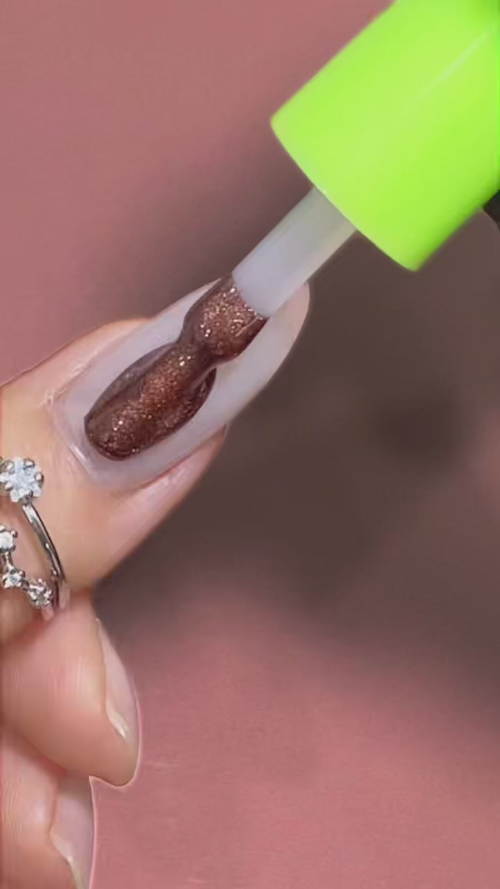 Risky Text Glow Shift Cat Eye Gel Polish | 229 | 15ml - Calyx Nails India
